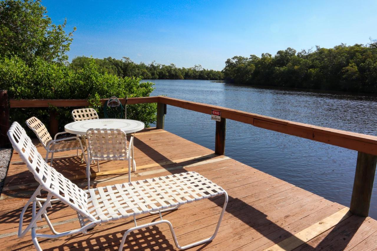 River Wilderness Waterfront Cabins 大沼泽地市 外观 照片