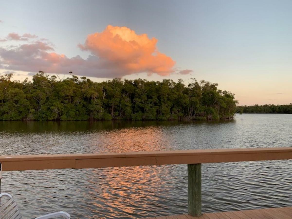 River Wilderness Waterfront Cabins 大沼泽地市 外观 照片