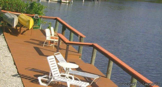 River Wilderness Waterfront Cabins 大沼泽地市 外观 照片